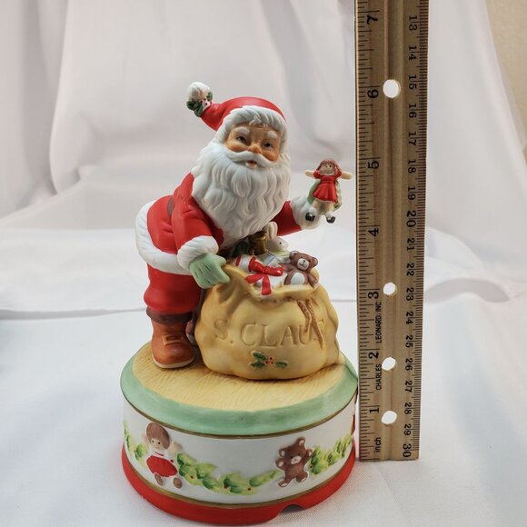 Vintage 1987 Enesco Santa Claus Music Box Figurine "I Believe In Santa" Works - Picture 10 of 12